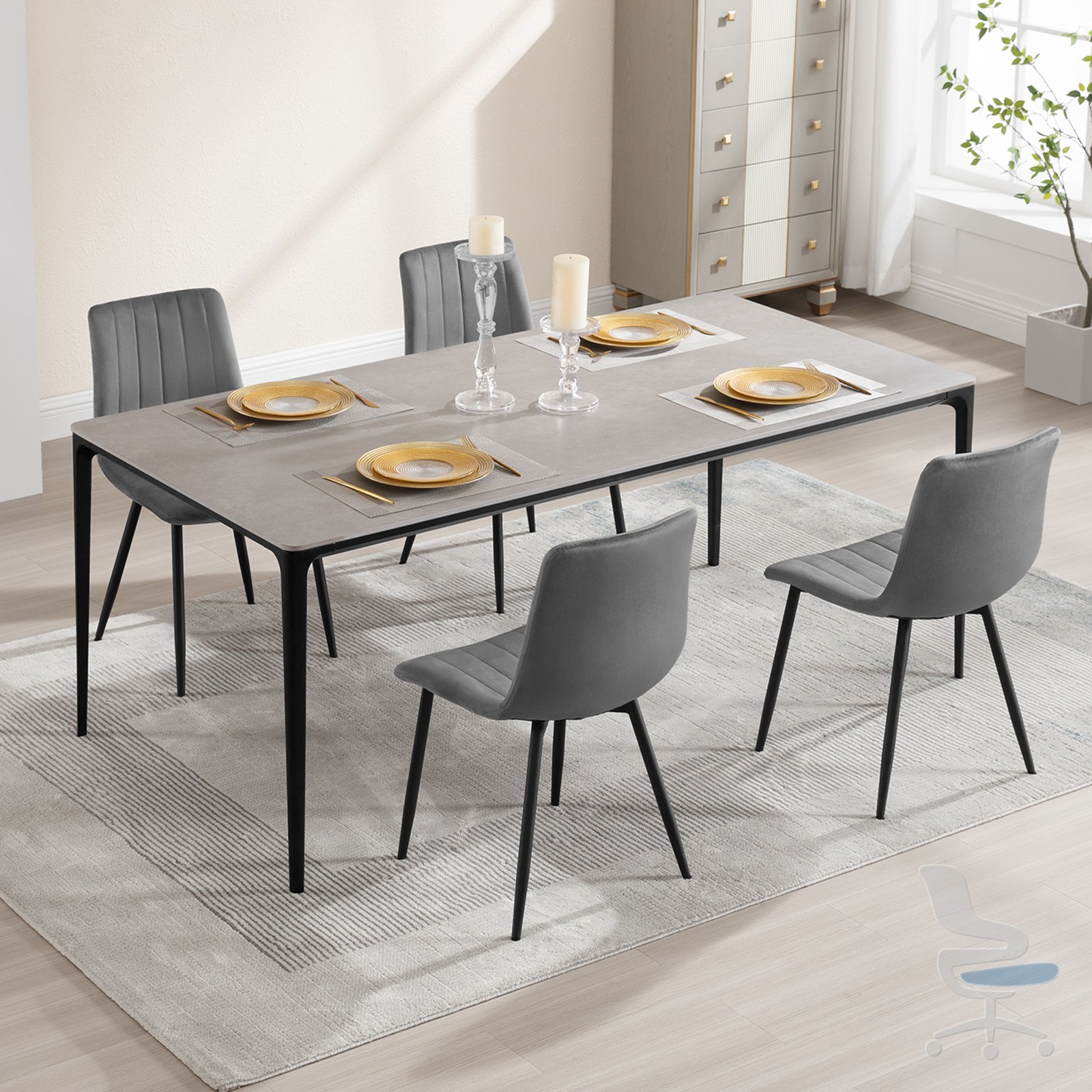 Juego de 4 sillas de comedor de terciopelo con patas metálicas — 1